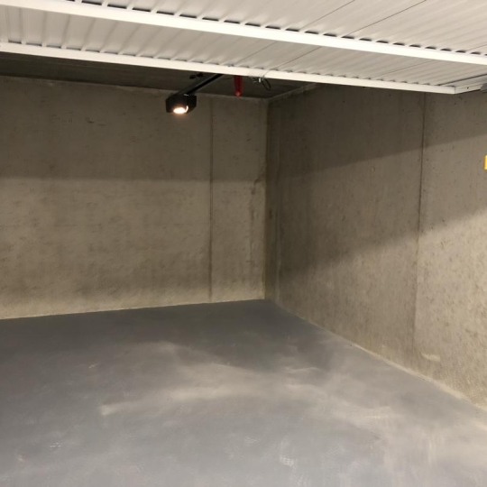  2A IMMOBILIER : Garage / Parking | AJACCIO (20090) | 18 m2 | 130 € 