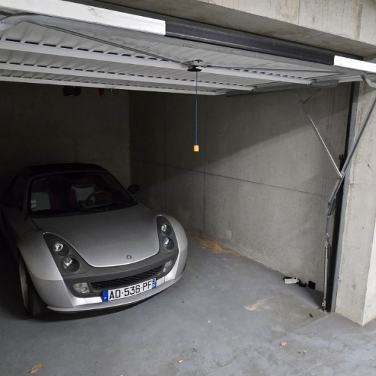 2A IMMOBILIER : Garage / Parking | AJACCIO (20090) | 17.00m2 | 135 € 