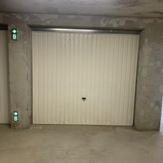  2A IMMOBILIER : Garage / Parking | AJACCIO (20090) | 13 m2 | 125 € 