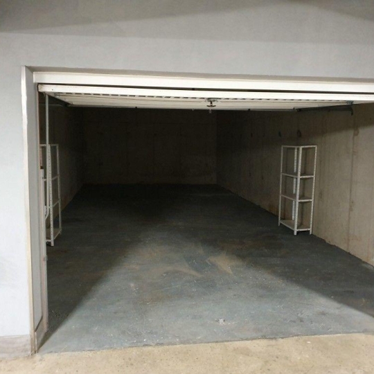  2A IMMOBILIER : Garage / Parking | AJACCIO (20090) | 18 m2 | 160 € 