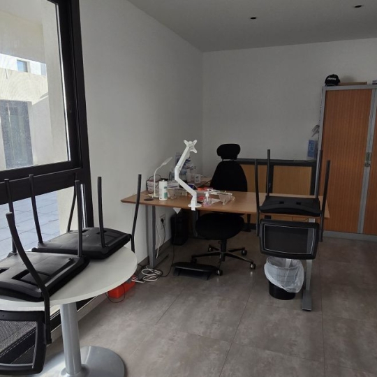  2A IMMOBILIER : Local / Bureau | AJACCIO (20090) | 82 m2 | 1 400 € 
