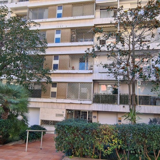  2A IMMOBILIER : Apartment | AJACCIO (20000) | 32 m2 | 175 000 € 