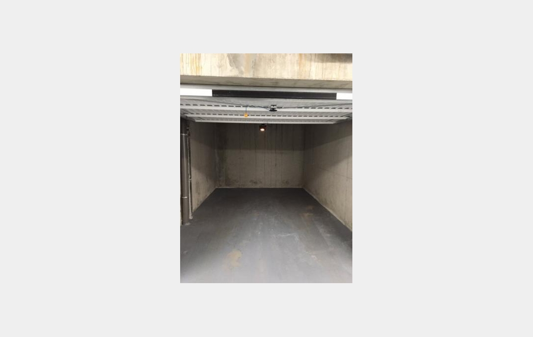 2A IMMOBILIER : Garage / Parking | AJACCIO (20090) | 18 m2 | 130 € 