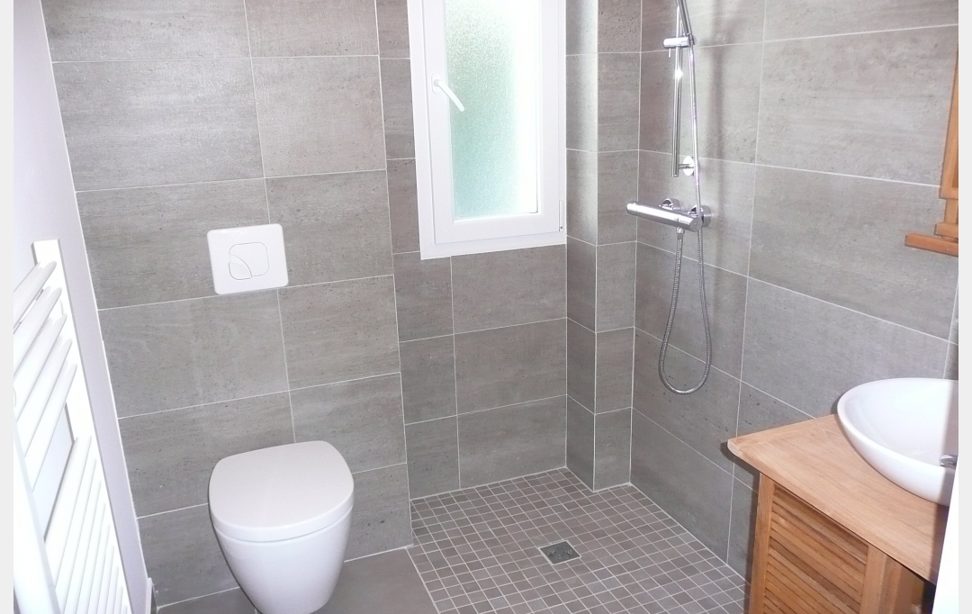 2A IMMOBILIER : Appartement | AFA (20167) | 69 m2 | 1 200 € 