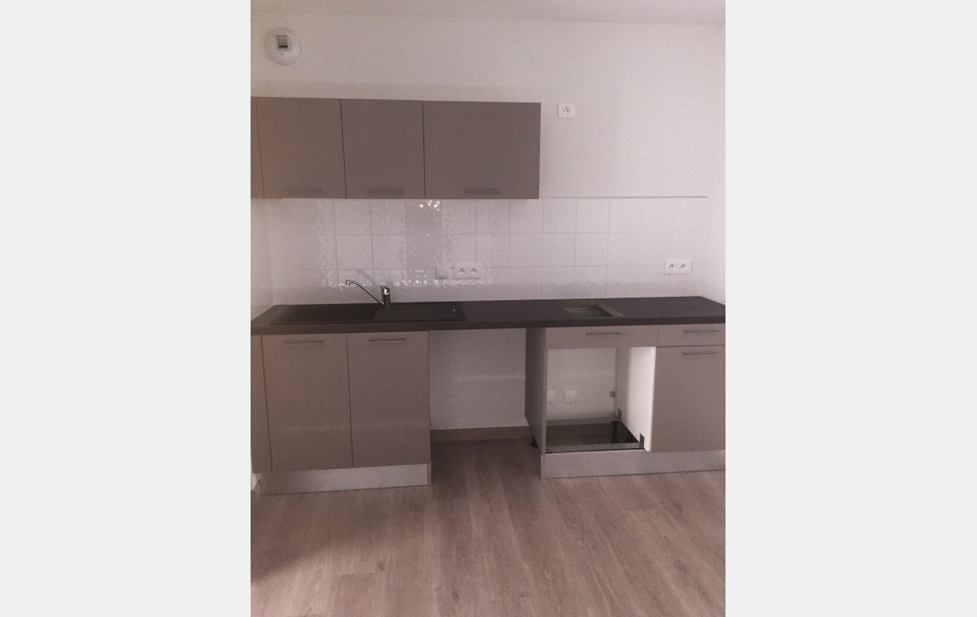 2A IMMOBILIER : Appartement | AJACCIO (20090) | 42 m2 | 730 € 