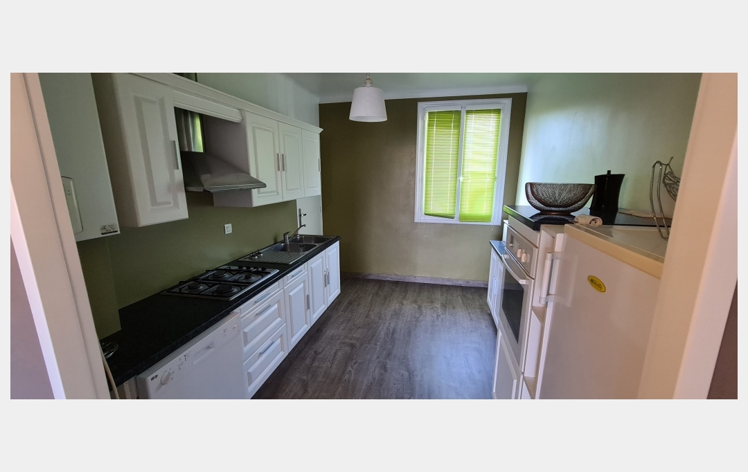 2A IMMOBILIER : Appartement | AJACCIO (20090) | 75 m2 | 915 € 