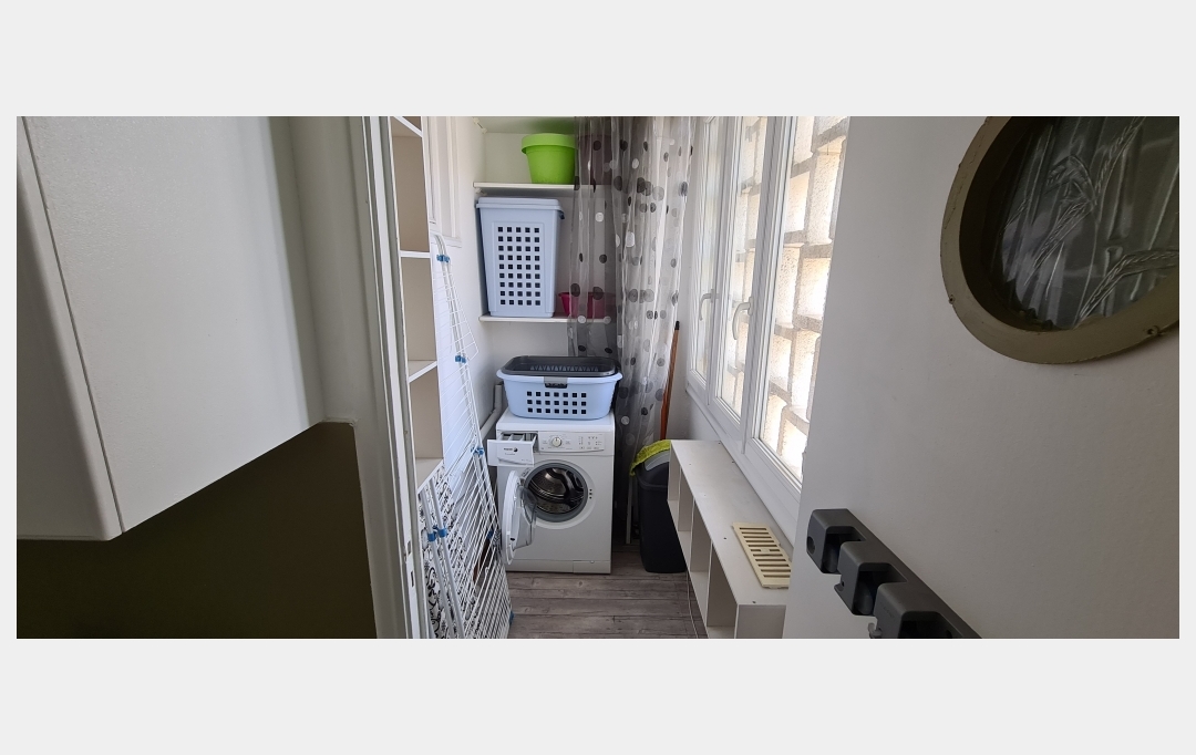 2A IMMOBILIER : Appartement | AJACCIO (20090) | 75 m2 | 915 € 