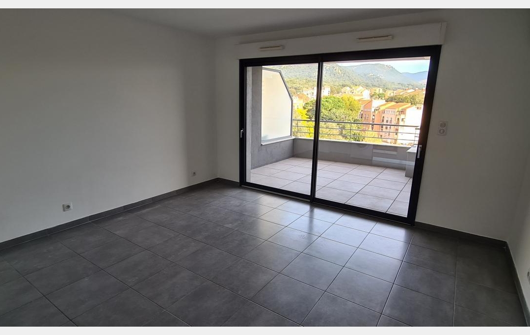 2A IMMOBILIER : Appartement | AJACCIO (20090) | 28 m2 | 570 € 