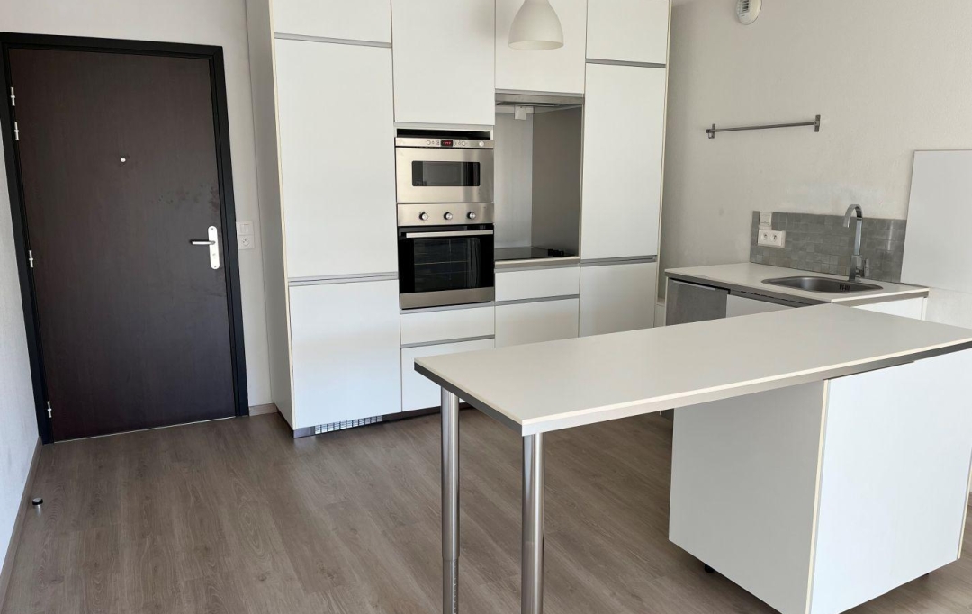 2A IMMOBILIER : Appartement | AJACCIO (20090) | 43 m2 | 730 € 