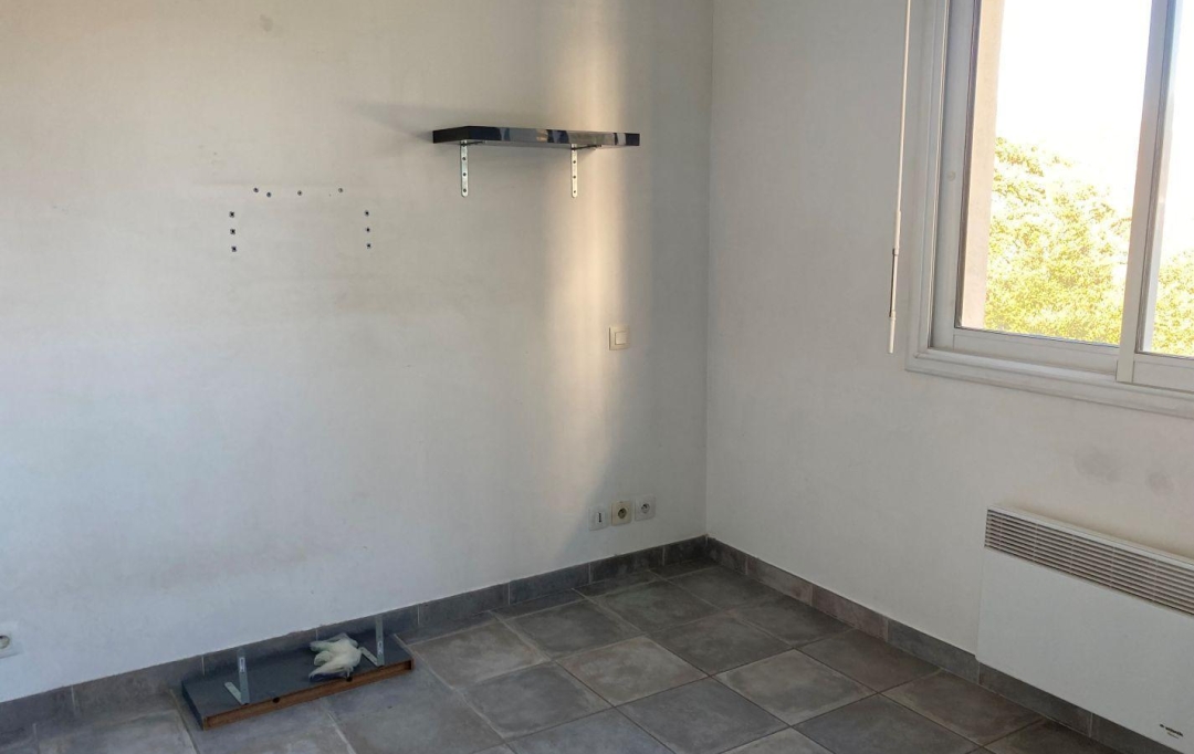 2A IMMOBILIER : Appartement | AJACCIO (20090) | 64 m2 | 910 € 