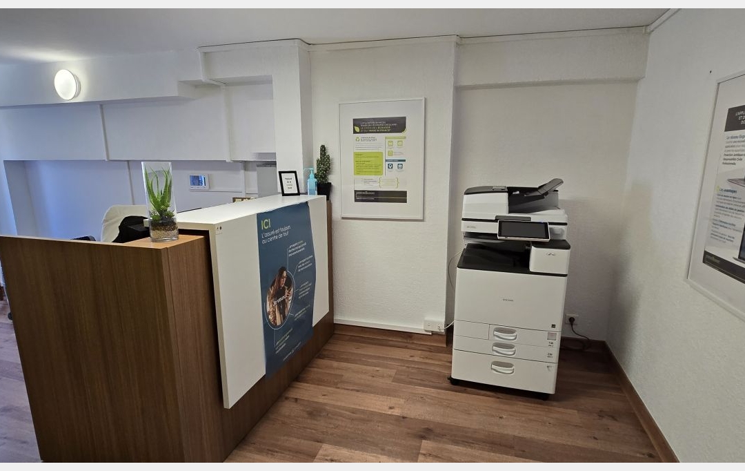 2A IMMOBILIER : Local / Bureau | AJACCIO (20090) | 75 m2 | 970 € 