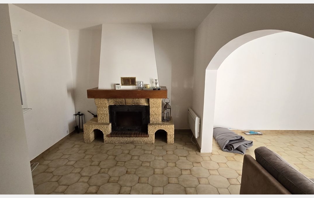 2A IMMOBILIER : Maison / Villa | AJACCIO (20090) | 116 m2 | 1 350 € 