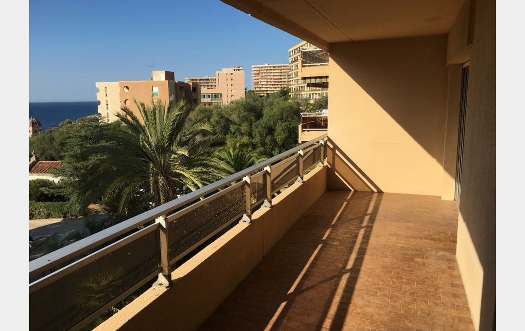 2A IMMOBILIER : Appartement | AJACCIO (20000) | 32 m2 | 790 &euro; 