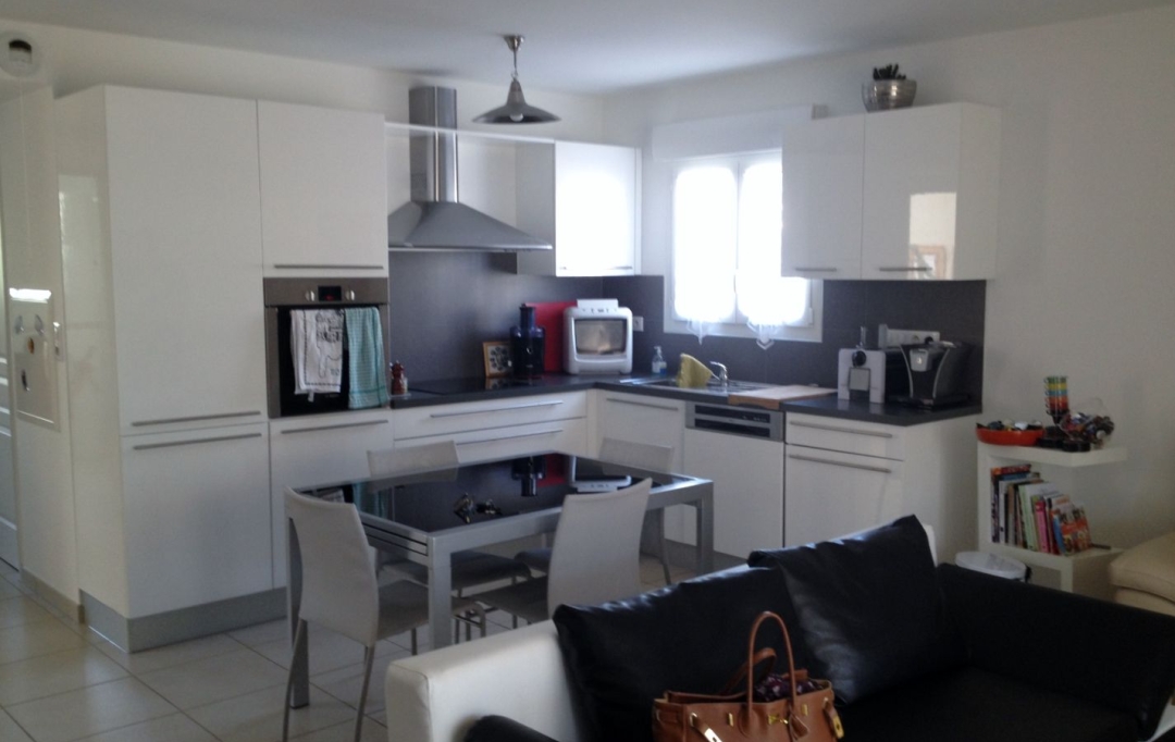2A IMMOBILIER : Appartement | SARROLA-CARCOPINO (20167) | 52 m2 | 730 € 