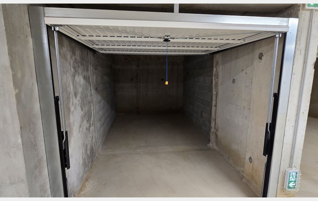 2A IMMOBILIER : Garage / Parking | AJACCIO (20090) | 13 m2 | 120 &euro; 