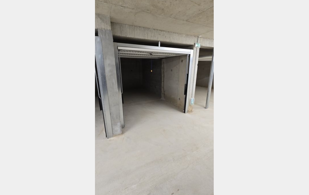 2A IMMOBILIER : Garage / Parking | AJACCIO (20090) | 13 m2 | 120 &euro; 