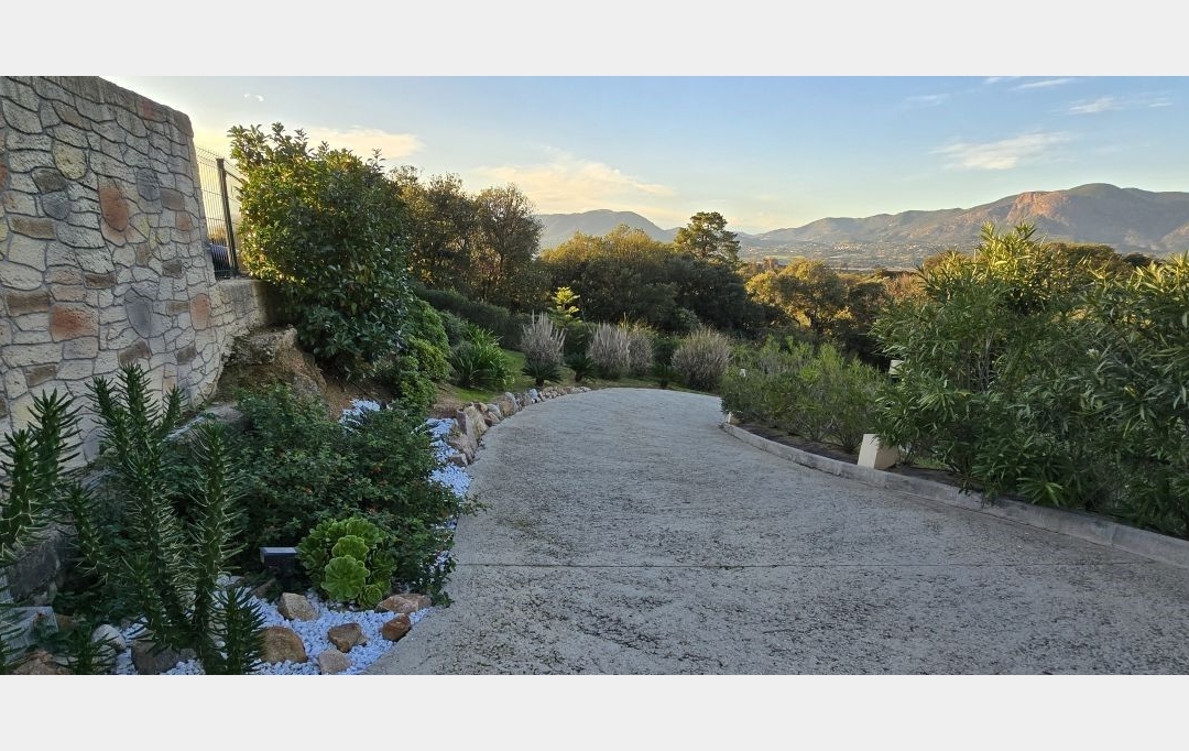 2A IMMOBILIER : Maison / Villa | BASTELICACCIA (20129) | 360 m2 | 1 800 000 &euro; 