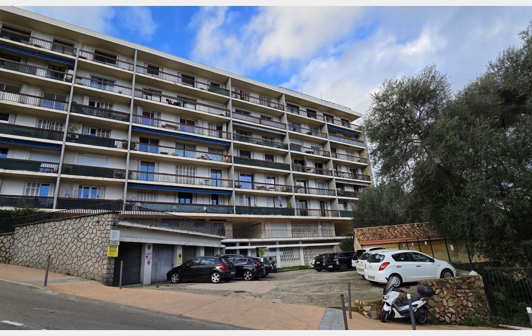 2A IMMOBILIER : Appartement | AJACCIO (20000) | 53 m2 | 140 000 &euro; 