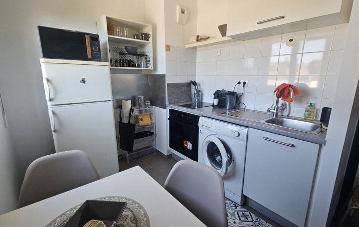 Appartement P1   AJACCIO  25 m2 590 € 