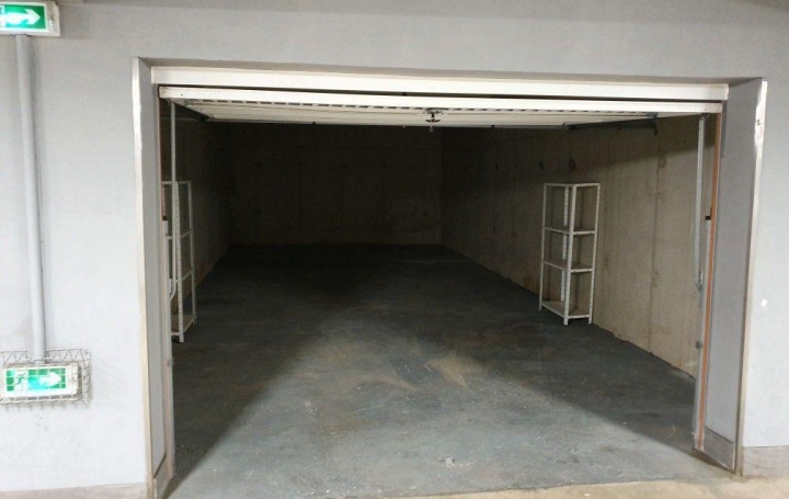  2A IMMOBILIER Garage / Parking | AJACCIO (20090) | 18 m2 | 160 € 