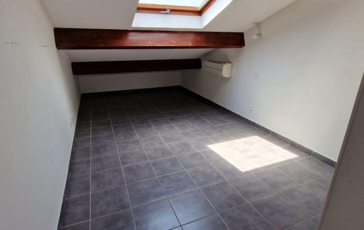 Appartement P5 AJACCIO 118 m2 1 600 € Appartement P5 AJACCIO 118 m2 1 600 €