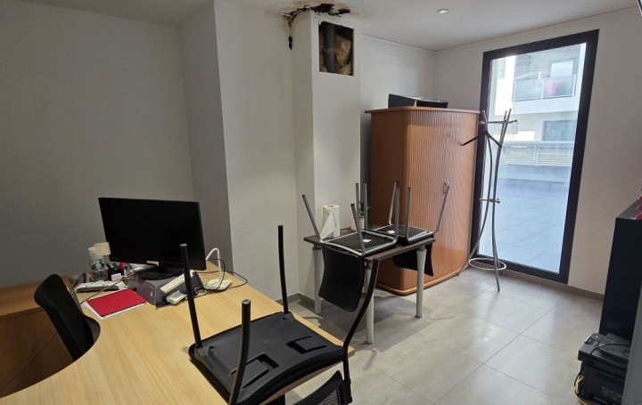  2A IMMOBILIER Local / Bureau | AJACCIO (20090) | 82 m2 | 1 400 € 
