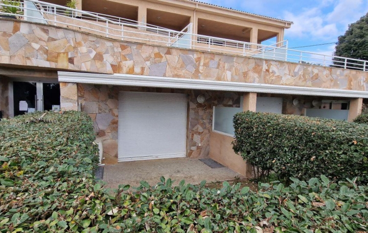 Studio AJACCIO 31 m2 175 000 € Studio AJACCIO 31 m2 175 000 €