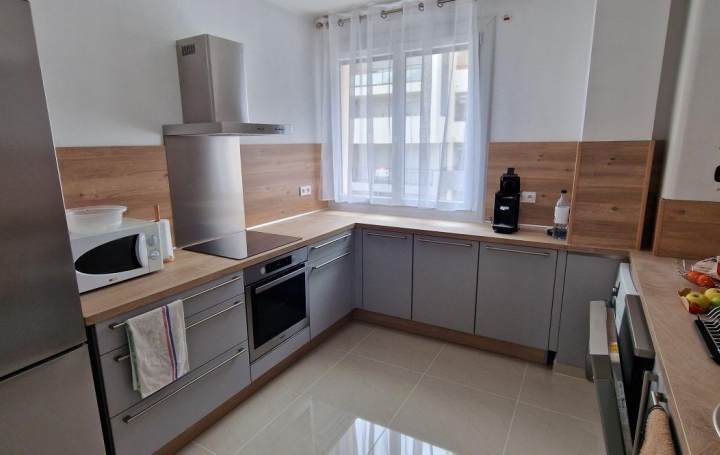 Appartement P3 AJACCIO 68 m2 255 000 € Appartement P3 AJACCIO 68 m2 255 000 €