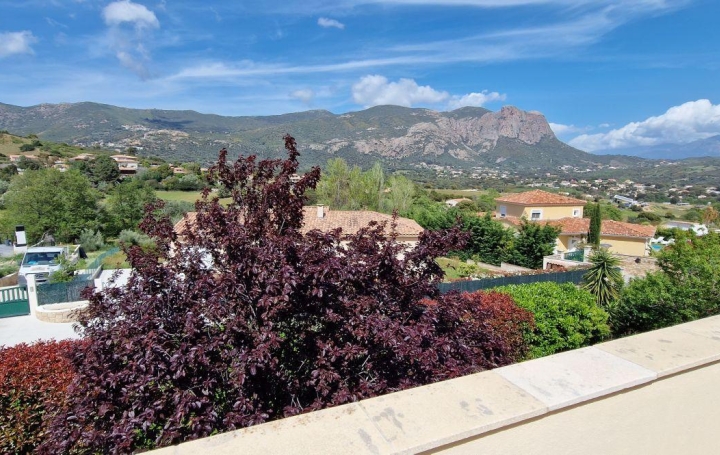 Maison ALATA 140 m2 650 000 € Maison ALATA 140 m2 650 000 €