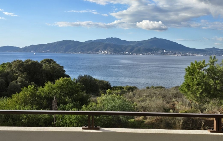 Appartement P3 PIETROSELLA 67 m2 375 000 € Appartement P3 PIETROSELLA 67 m2 375 000 €
